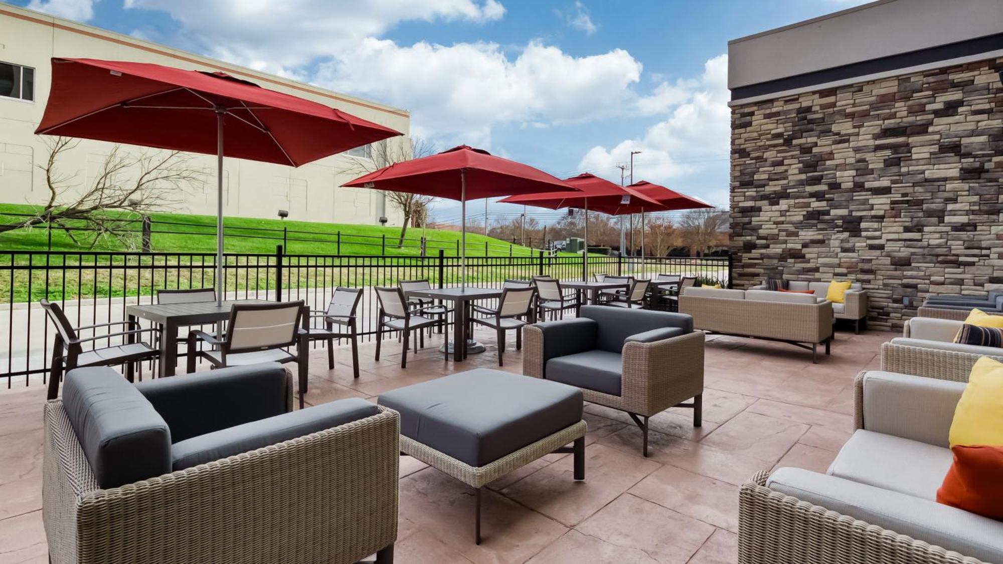 Holiday Inn Nashville Airport By Ihg Extérieur photo